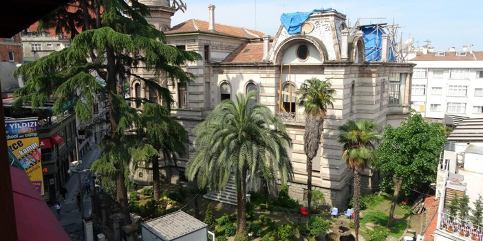 Kostaki Konağı restorasyon bekliyor