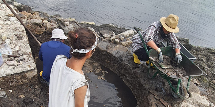Sualtı kazıları geçmişe ışık tutuyor