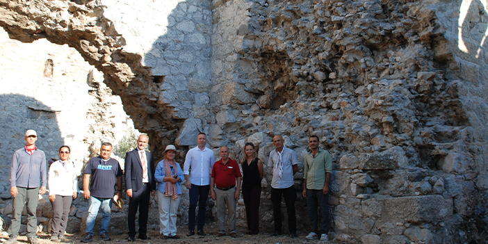 Keramos kazılarına destek