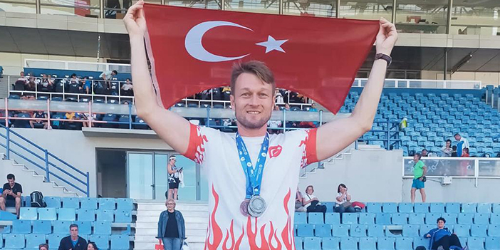 İzmirli öğretmenden büyük başarı