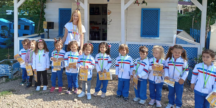 Minikler, hayvan barınağını ziyaret etti