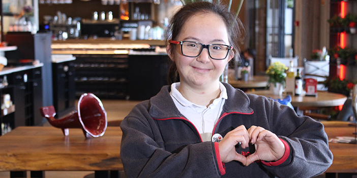 İrem Öztekin, hayata +1 değer katıyor