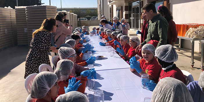 Çocuklar toprakla buluştu