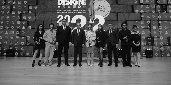 İEÜ’lü tasarımcılara önemli ödül