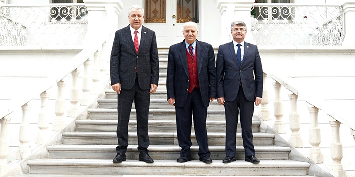 EÜ, URAP Koordinatörü Prof. Dr.  Akbulut'u ağırladı