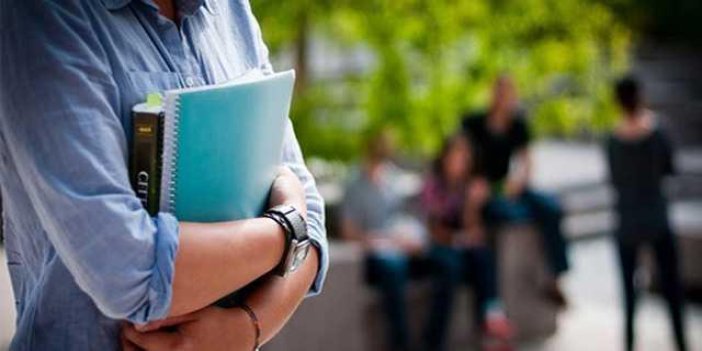 Depremzede bin üniversiteliye burs