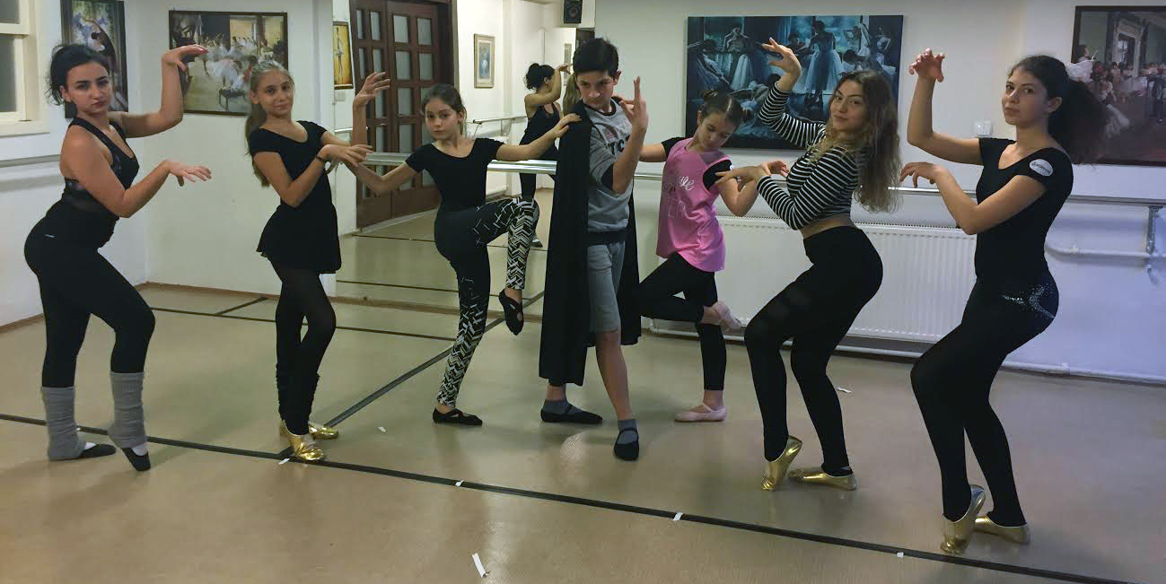 Down Sendromlu çocuklarda sahnede