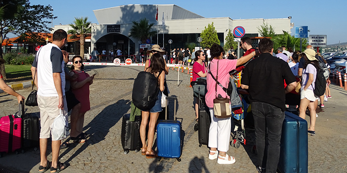 Yunan adalarına akın