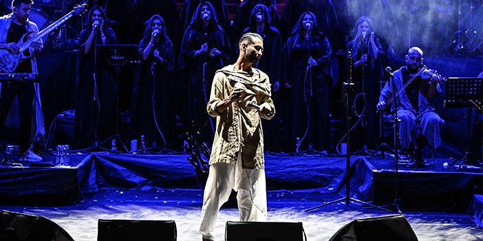 Tan Taşçı, Bornova'ya geliyor