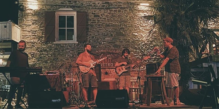 Ayan Beyan, Çim Konserlerinde