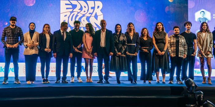 Ezber Bozan Tasarımcılar ödüllendirildi