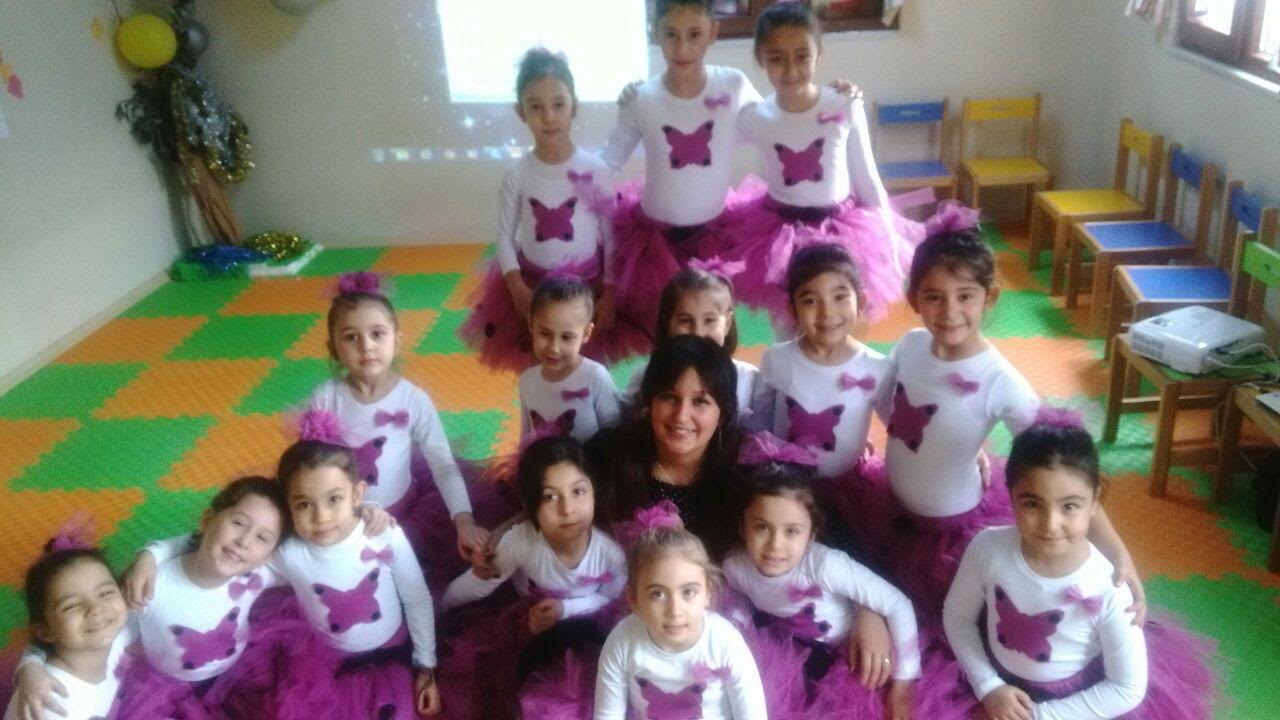 Minik Balerinler Hünerlerini Sergiledi