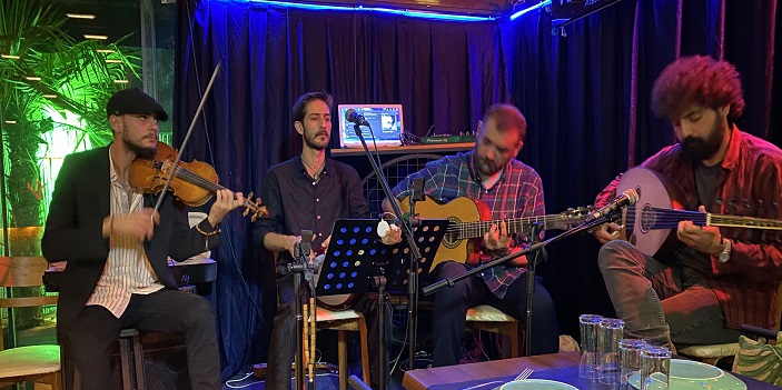 Patika ile coştular