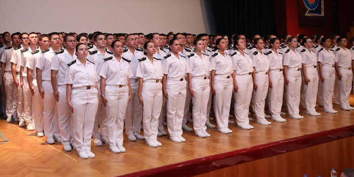 Denizciler, kep attı