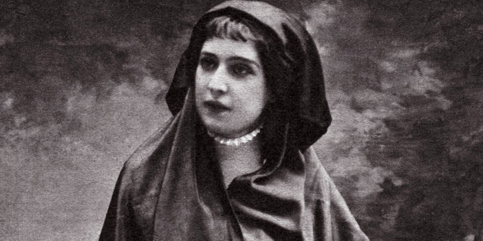 Fikriye bu akşam İzmir'de