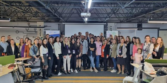 İŞ'te Dijital Kadınlar buluştu