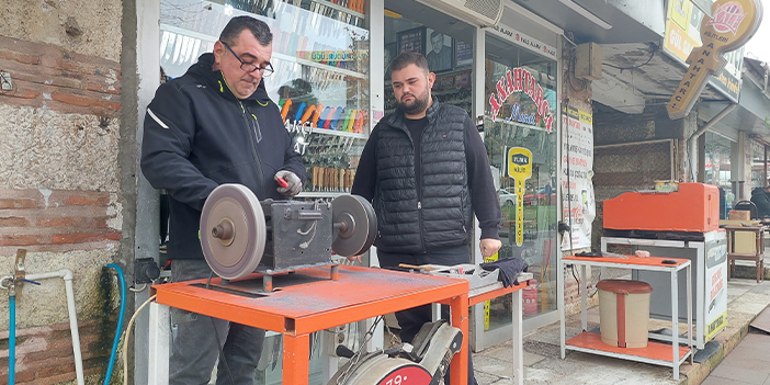 144 yıldır bıçakçılık yapıyorlar