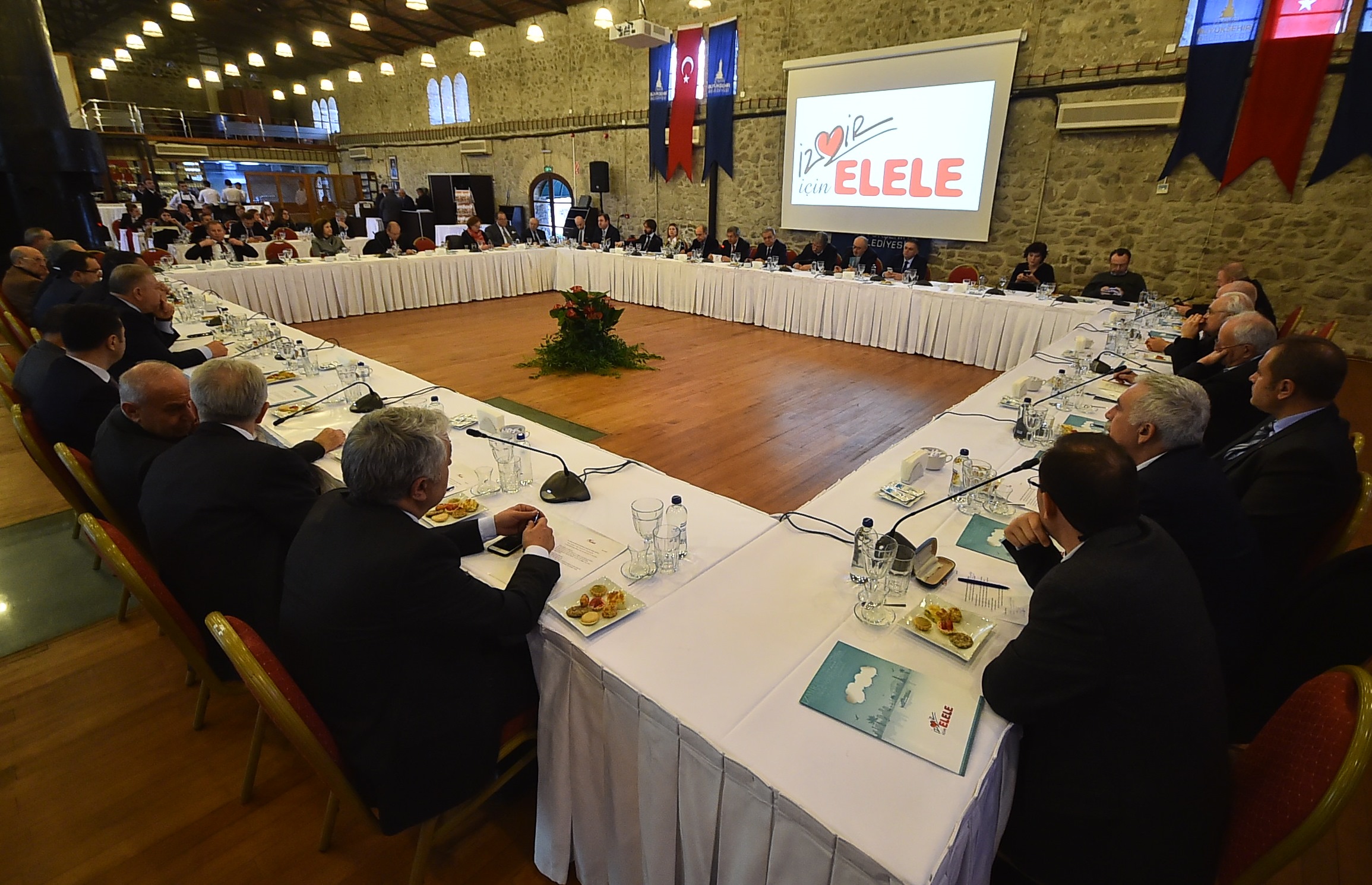 Aklıselimle, ayrışmadan, özgürce..