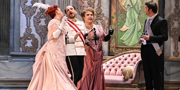 'Şen Dul' İzmirlilerle buluşuyor