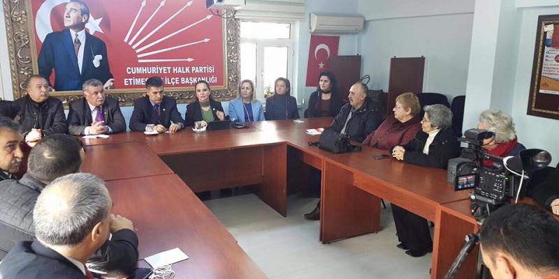 "FETÖ İLE EVET DEDİĞİNİZ 2010 REFERANDUMUNU YENİDEN OYLAYALIM"