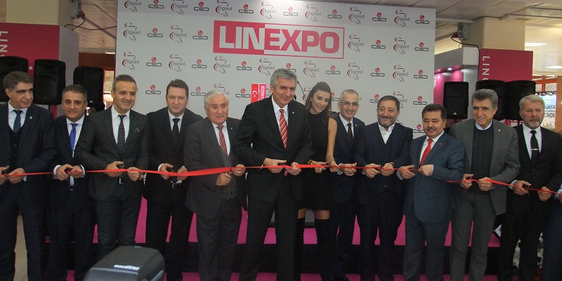Linexpo İstanbul İç Giyim ve Çorap Fuarı,Özge Ulusoy ile kapılarını açtı