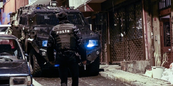 Flaş... İstanbul'da PKK'ya şafak operasyonu...