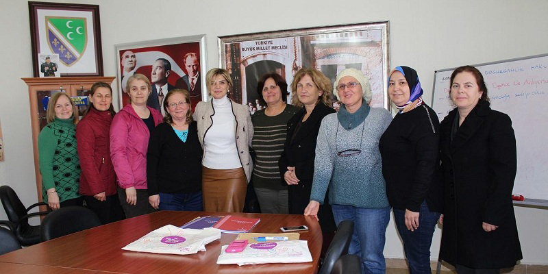 İZMİR BOSNA SANCAK DERNEĞİNDEN KADIN HAKLARI EĞİTİMİ