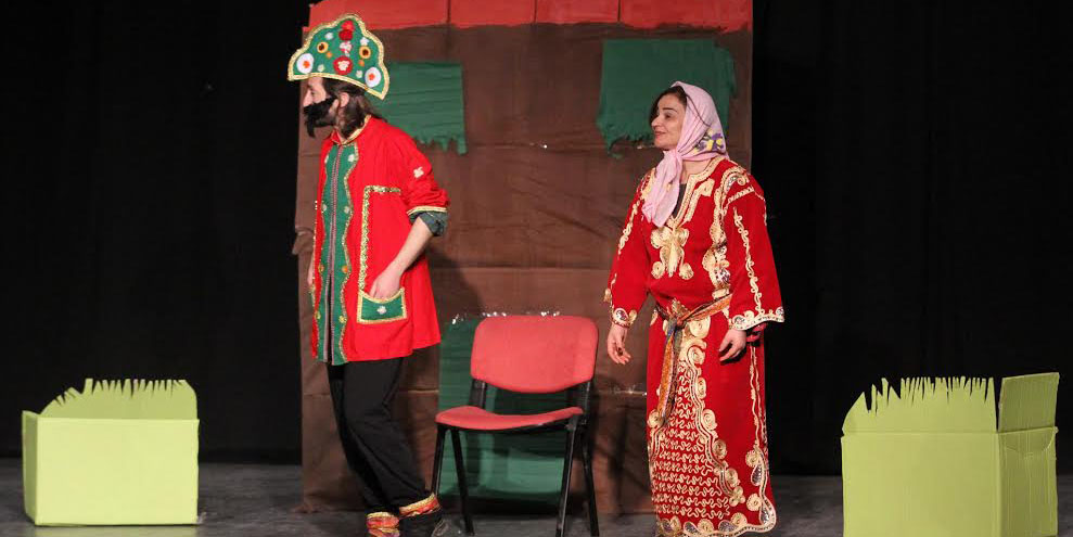 Konak'ın çocukları tiyatroyla büyüyor 