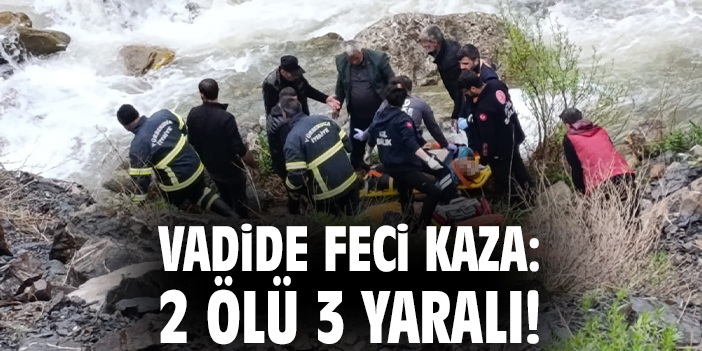 Vadide feci kaza: 2 ölü 3 yaralı!