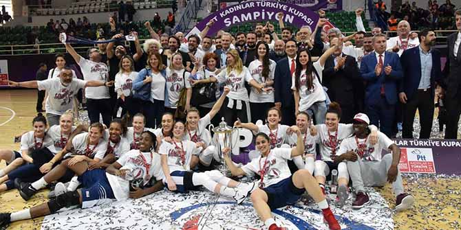 Şampiyon Bornova’da belli oldu