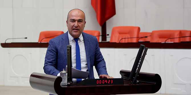 İZMİR ‘HACİZLİ GEMİLER’E ÇÖZÜM İSTİYOR!