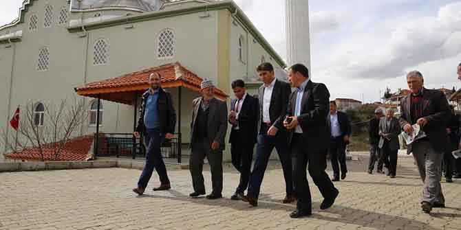 Başkan Tosun, Vatandaşlarla Cuma’da Buluştu