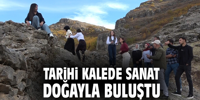 Tarihi kalede sanat doğayla buluştu