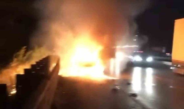 Otomobil bomba gibi patladı