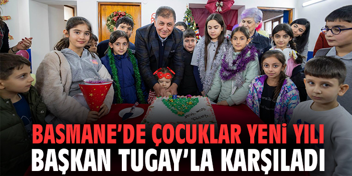Basmane’de çocuklar yeni yılı Başkan Tugay’la karşıladı