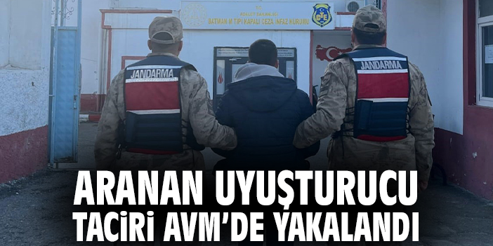 Aranan Uyuşturucu Taciri AVM'de Yakalandı
