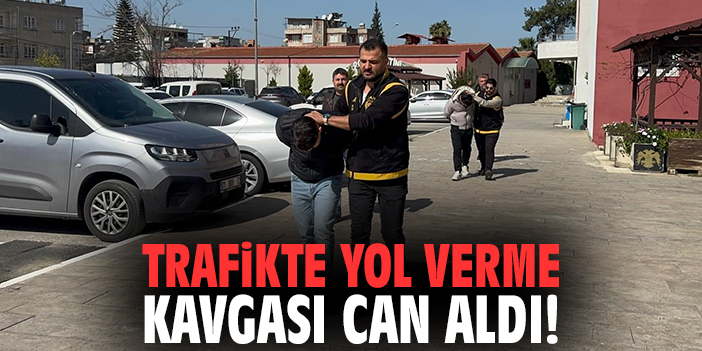 Trafikte Yol Verme Kavgası Can Aldı