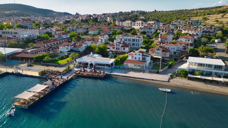 Ege Kıyılarında Hafta Sonu Tatili İçin Rota Önerileri