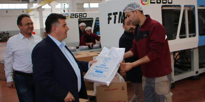 KINIK BELEDİYE BAŞKANI FABRİKA ZİYARETLERİNE DEVAM EDİYOR