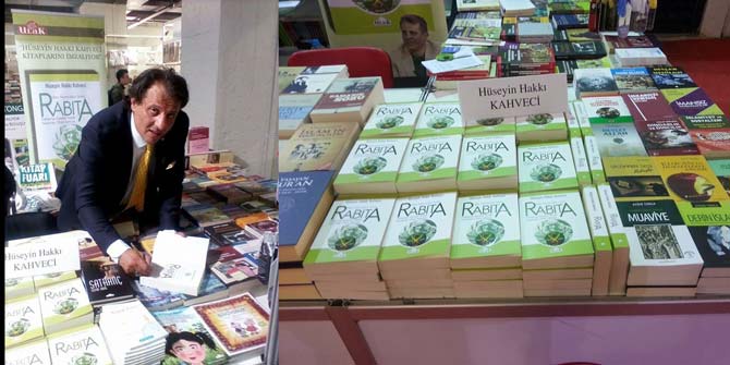 Kahveci ‘ nin son kitabı RABITA İzmir’de okuyucuyla buluşuyor.