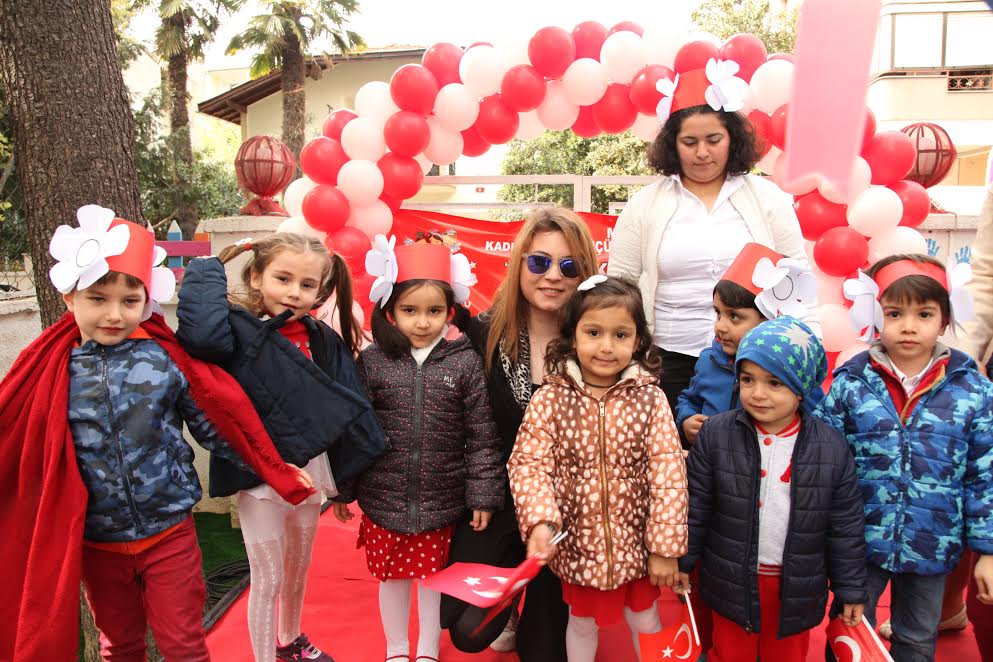 ÜNLÜ İSİMLER GERÇEK DOSTLAR KROMOZOM SAYMAZ DEDİLER