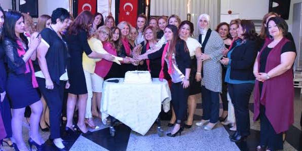 KARİŞKAD KADINLARI ANNELER GÜNÜNÜ KUTLADI