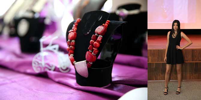 Kızlar, annelerinin el emeği ürünlerini tanıttılar