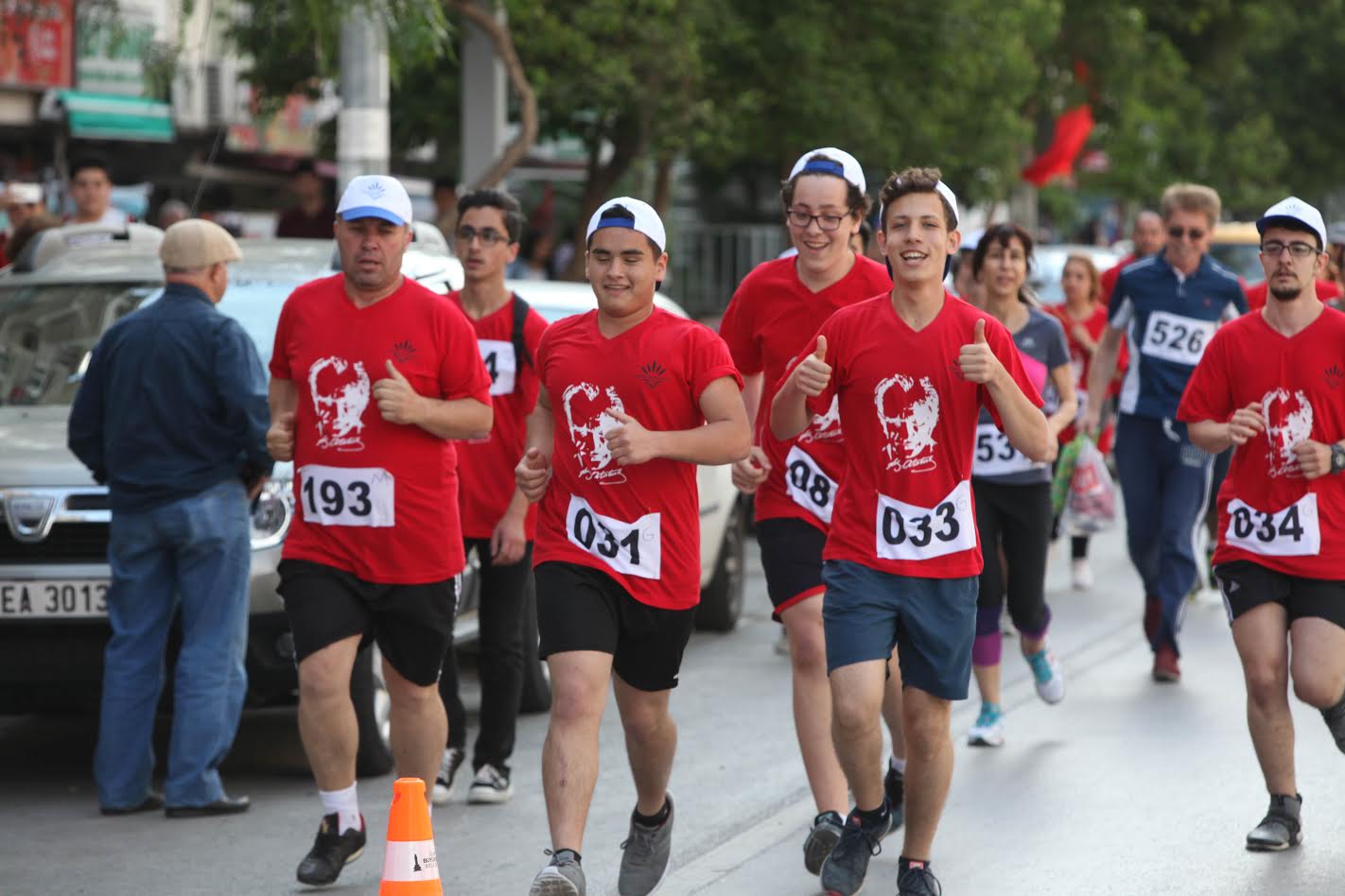 Karabağlar “Ata”sı için koştu