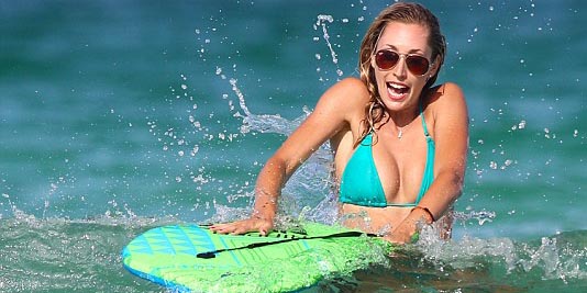 Miami tatilinde kameralara yakalandı.