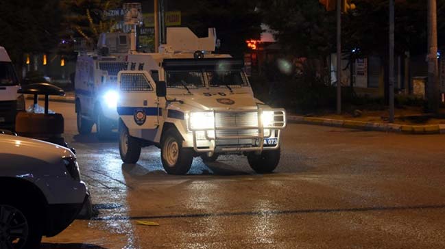 1400 polisle Diyarbakır’da huzur operasyonu