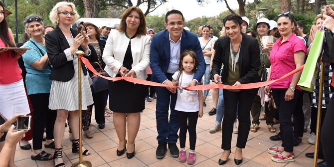 Bornova Belediyesi kursiyerlerinin yıl sonu heyecanı