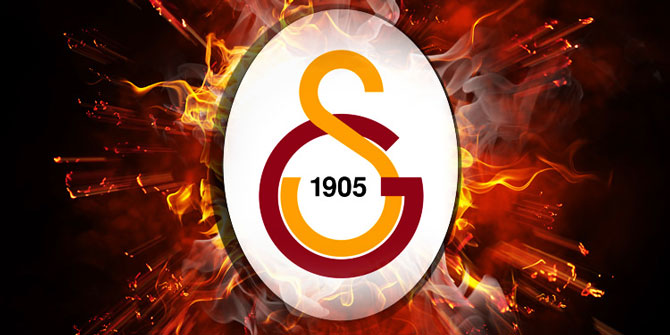 Dünyaca ünlü isim duyurdu! "O futbolcu Galatasaray'la anlaştı"