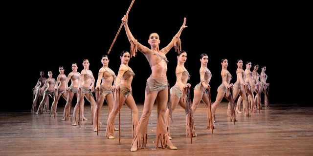 “CUBA VIBRA” GÖSTERİSİ İLE 15.ULUSLARARASI BODRUM BALE FESTİVALİ'NDE!