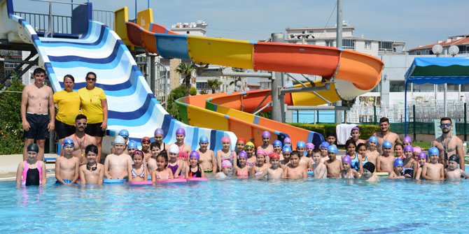 TORBALI BELEDİYESİ’NİN YÜZME KURSLARINA YOĞUN İLGİ